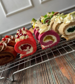 julija-bugimbaeva-art2cake-mini-rulety-s-7-raznymi-vkusami-2023.png